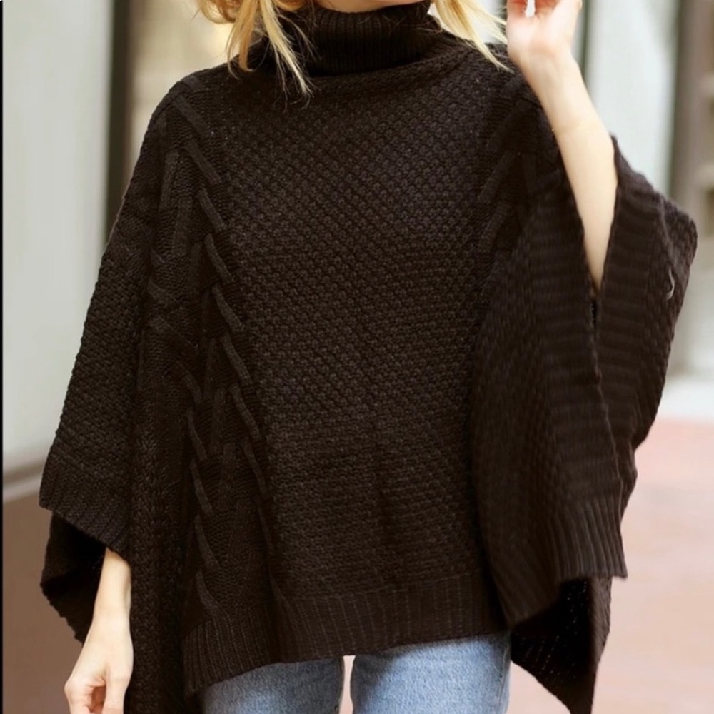 The jet-set diaries Black Knit Poncho  OSFM